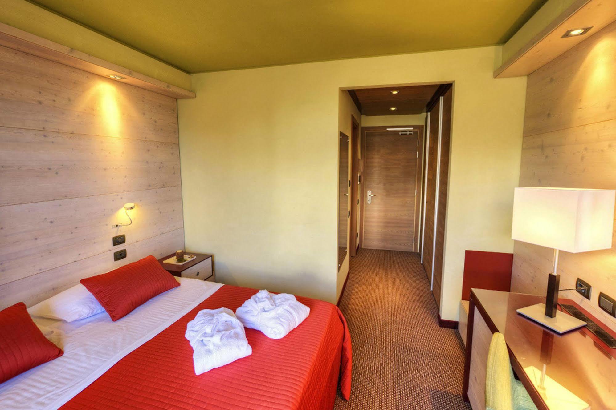 Hotel Sansicario Majestic Cesana Torinese Exteriér fotografie